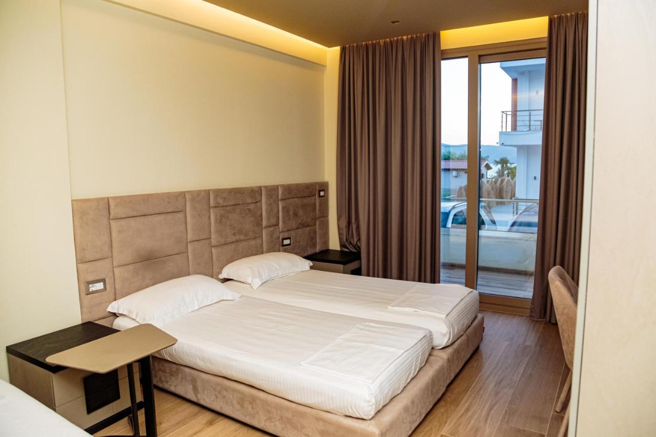 Hotel Vogue Boutique